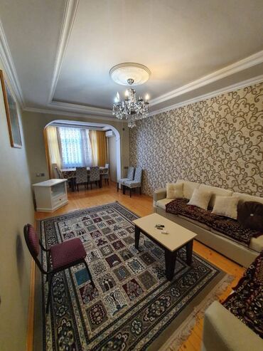 Uzunmüddətli kirayə mənzillər: Binəqədi rayonu, 9mkr, Nəsimi Metro Stansiyasının yanında 9 mərtəbəli — 1