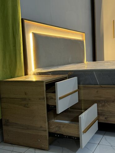 Спальные гарнитуры: Спальный гарнитур, Новый, Двуспальная кровать, Комод, Трюмо, Другая страна производитель, ДСП, Бесплатная доставка, Платная доставка, Самовывоз — 9