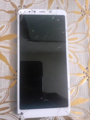 telefon üçün ekran şəkilləri: Xiaomi Redmi 5, 64 GB, rəng - Göy, 
 Sensor
