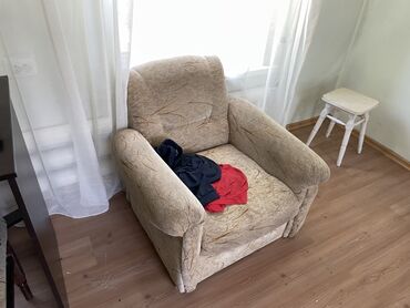 купить туалетный столик с зеркалом и подсветкой бу: Даараткана үчүн үстөл, Күзгүсү менен, түсү - Күрөң