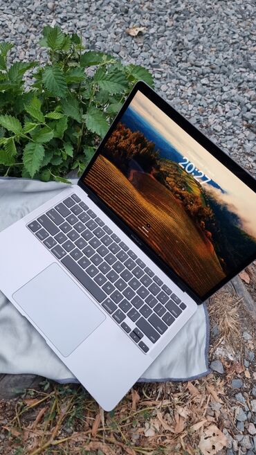 acer swift: Ультрабук, Apple, 8 ГБ ОЭТ, Apple M1, 13.5 ", Колдонулган, Татаал эмес тапшырмалар үчүн, эс тутум HDD