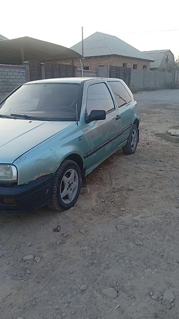 daf 2013: Volkswagen Golf: 1992 г., 1.6 л, Механика, Бензин, Хэтчбэк — 1