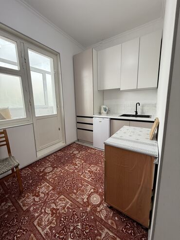 куплю дом умут: 1 комната, 35 м², 3 этаж, Евроремонт