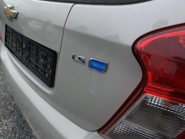 Продажа авто: Chevrolet Spark: 2015 г., 1 л, Автомат, Бензин, Хэтчбэк — 7