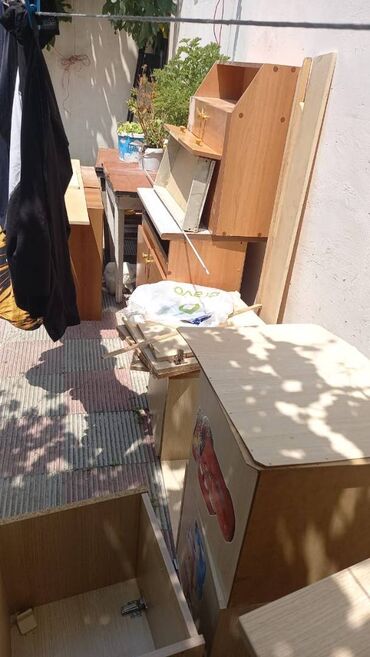 balaca kuxna mebeli: Satıram balaca quxna mebeli norma vəziyyətdədir heç bir problemi