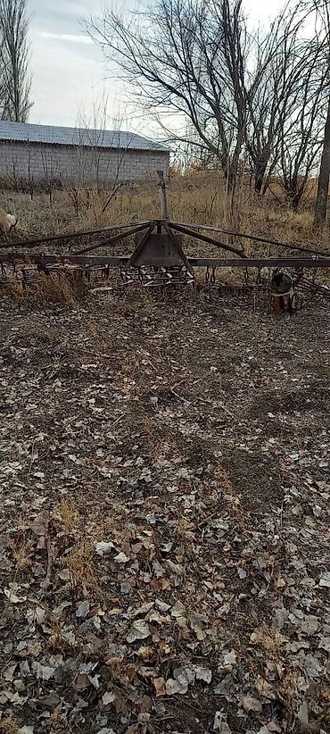 Другие тракторы: Трактор колесный, с кабиной, с/х назначение — 9