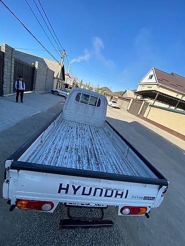 1000: Hyundai Porter II бортовой малотоннажный грузовик - Компоновка — 4