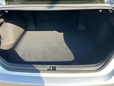 Toyota: Toyota Camry: 2018 г., 2.5 л, Автомат, Бензин, Седан — 9