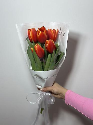 Букеты из живых цветов: Букет тюльпанов “Микс” - Состав: тюльпаны премиум-класса в яркой — 19