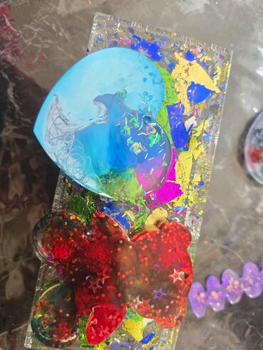 Breloklar: Epoksid qətranından hazırlanmış əl işi aksesuarlar - Şəffaf və rəngli — 10