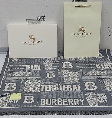 ponço: Burberry şərf/ponço, qadınlar üçün - Material: 65% kaşmir, 35% ipək — 3