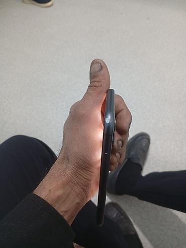 ikinci el iphone satis: IPhone 11 — 8