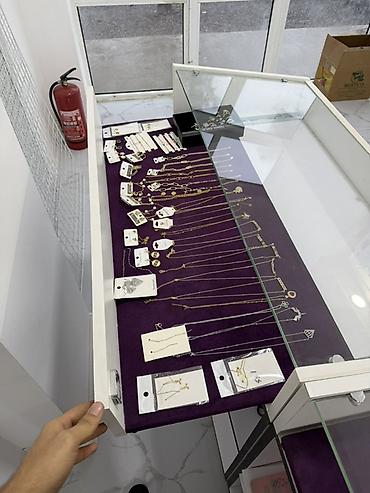 Zinət əşyaları vitrin dəsti – mağaza və butiklər üçün - Material: ağ — 1