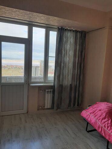 Uzunmüddətli kirayə mənzillər: Mənzil – san/qovşağı və balkon təsviri - Hamam: Divar və döşəmə — 7