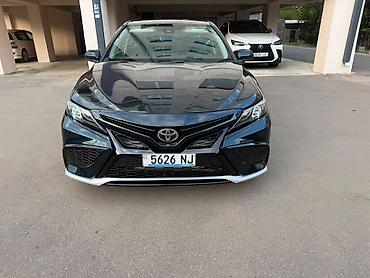 Транспорт: Toyota Camry: 2020 г., 2.5 л, Автомат, Бензин, Седан — 5
