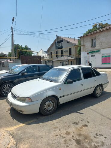 машина matiz: Daewoo Nexia: 2004 г., 1.5 л, Механика, Бензин, Минивэн