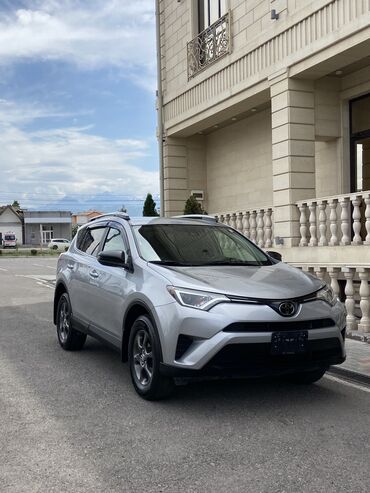 Toyota: Toyota RAV4: 2018 г., 2.5 л, Автомат, Бензин, Кроссовер