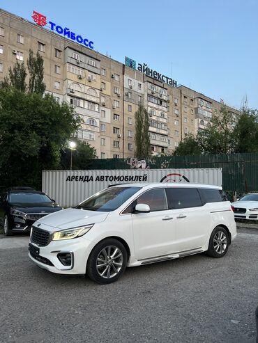 Hyundai: Kia Carnival: 2018 г., 2.2 л, Автомат, Дизель, Минивэн