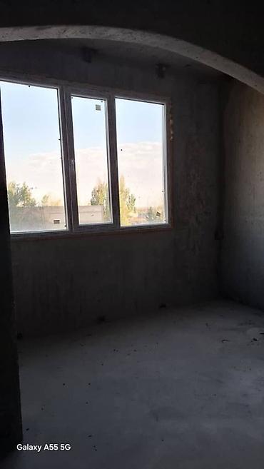 Продажа квартир: 1 комната, 44 м², Арча-Бешик ж/м 106 серия улучшенная, 3 этаж, ПСО (под самоотделку) — 4