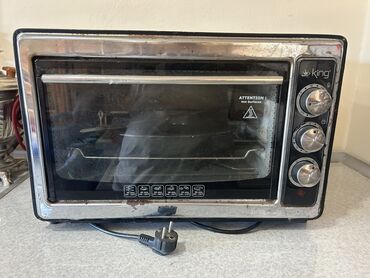 Digər mətbəx aksesuarları: Mini soba duxovka satılır.İşlənmiş məhsuldur.Heç bir problemi