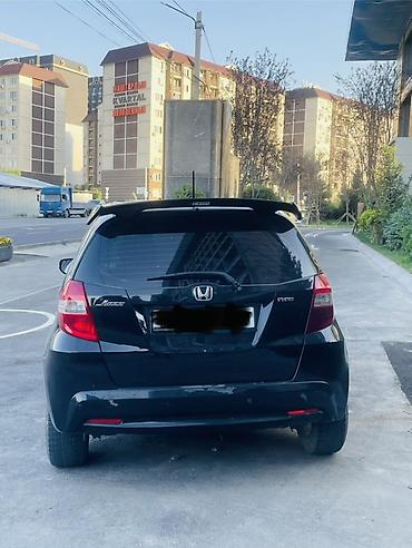 crv 5: Honda Jazz: 2011 г., 1.3 л, Механика, Бензин, Хэтчбэк — 2