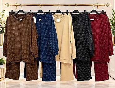 trenerke za punije muskarce: 10. Komplet trenerka za punije 
2XL 3XL 4XL 
Cena : 3.590 dinara H — 4