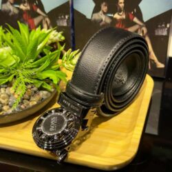 Kape i aksesoari: Kaiševi od kože
Cena:3100 din

100% koža — 1