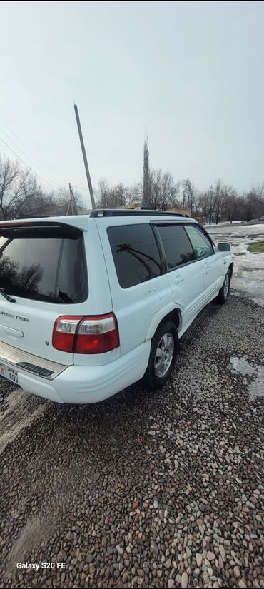 Subaru: Subaru Forester: 2001 г., 2 л, Автомат, Бензин, Кроссовер