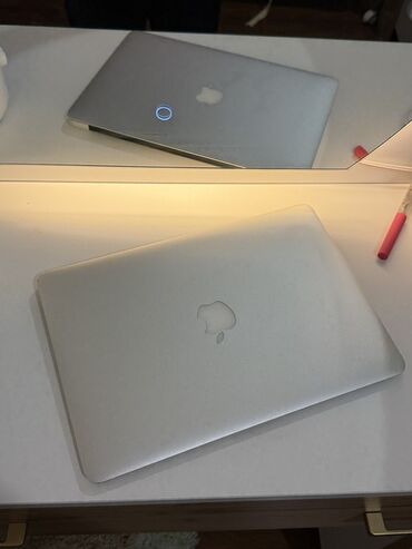 работа в литве для кыргызстанцев: Ультрабук, Apple, 8 ГБ ОЗУ, Intel Core i5, 13.3 ", Б/у, Для несложных задач, память SSD