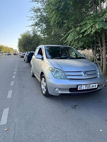 Toyota: Toyota Ist: 2003 г., 1.5 л, Автомат, Бензин, Хэтчбэк — 1