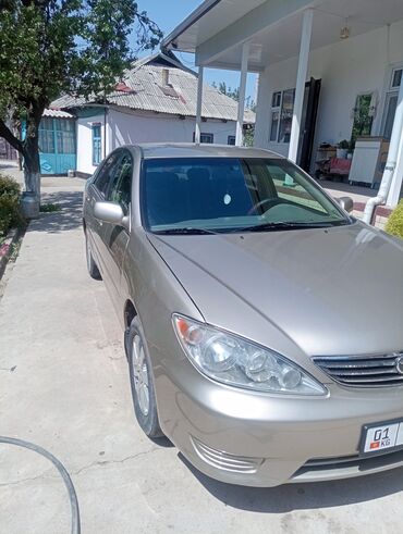 продажа машин в рассрочку: Toyota Camry: 2004 г., 2.4 л, Автомат, Бензин, Седан