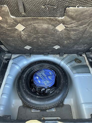 Honda: Honda Fit: 2003 г., 1.5 л, Вариатор, Бензин, Хэтчбэк — 9