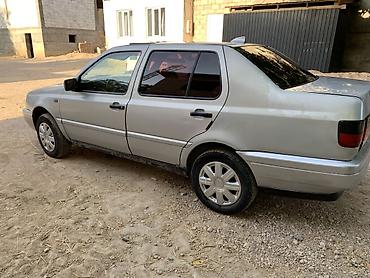 универсал голф: Volkswagen Vento: 1986 г., 1.8 л, Механика, Бензин, Седан — 4