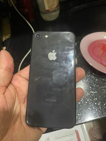 Apple iPhone: IPhone 8, 64 ГБ, Черный, Битый, Отпечаток пальца