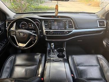 Унаа: Toyota Highlander: 2017 г., 3.5 л, Автомат, Бензин, Кроссовер — 9