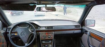 Mercedes-Benz: Mercedes-Benz W124: 1995 г., 2.5 л, Механика, Дизель, Седан — 5