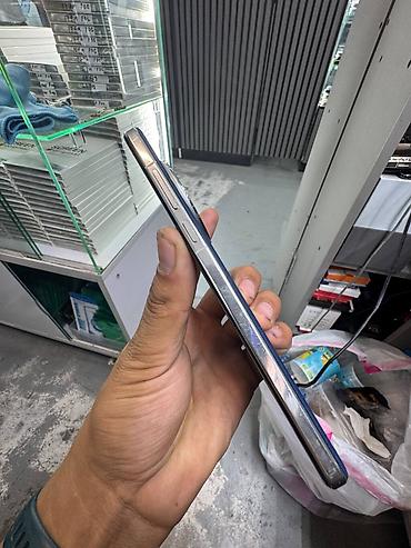 ophone 17: OnePlus 13, Б/у, 512 ГБ, цвет - Синий, 2 SIM — 4