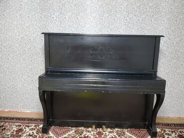 детское музыкальное пианино со стульчиком: Пианино Белорусь использовалась по прямому назначению стояла в частной
