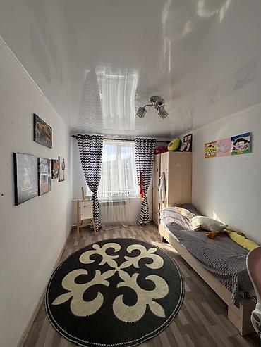 Продажа коттеджей и домов: 🔥 Шашылыш сатылат! 🔥 Эки кабаттуу, кең жана ыңгайлуу үй сатылат. Үйдө — 7