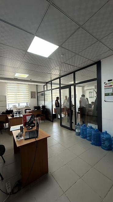 офисс: Продажа офисов 51 м², С ремонтом, Бизнес центр, 4 этаж — 4