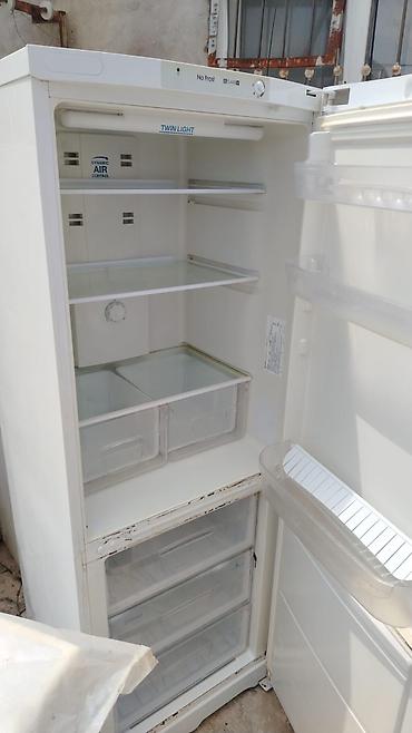 soyuducu 2 ci əl: İşlənmiş 2 qapılı Indesit Soyuducu Satılır, rəng - Ağ, Dolab içi — 2