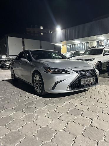toyota aurus: Lexus ES: 2019 г., 2.5 л, Вариатор, Гибрид, Седан — 2