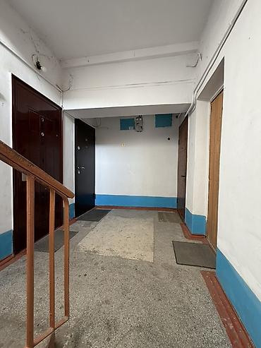 Продажа квартир: 1 комната, 42 м², Киргизия 1 Хрущевка, 2 этаж, Старый ремонт — 1