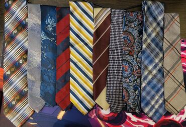 чехлы галстуки: Галстуки
Состояние: 10/10, новые
Некоторые из USA, дорогие