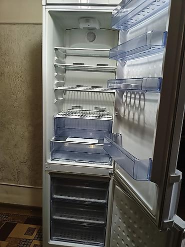 холодилник витринный: Холодильник Beko с нижней морозильной камерой, серебристый/металлик — 2