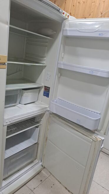 kreditle nomre satishi: 2 двери Холодильник Продажа