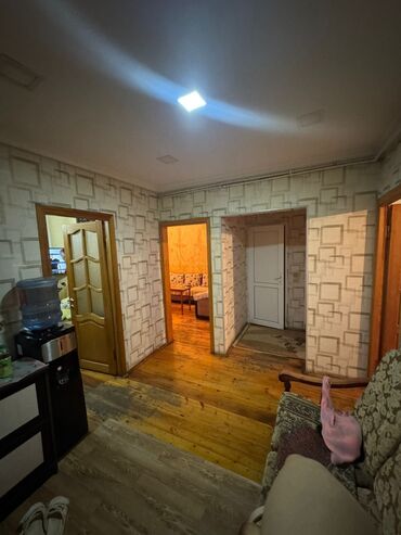 Köhnə tikili: Bakı, 4 otaqlı, Köhnə tikili, m. Həzi Aslanov, 65 kv. m — 2