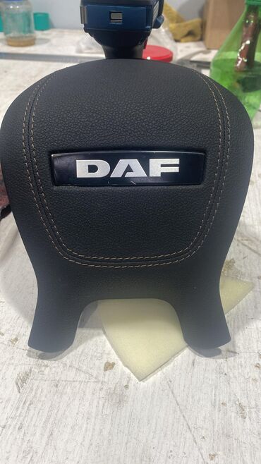 Чехлы и накидки на сиденья: Чехлы Кожаные, цвет - Черный, Volvo, Новый, Самовывоз — 5