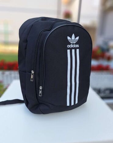 adidas ranac mini: Skolski ranac NOVO!

Cena 2690 din

DM