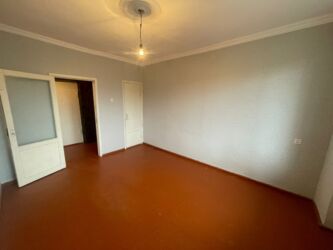 аренда квартир в баку посуточно: Sumqayıt şəhəri 9 mik 5/3 2 otaqlı boş menzil kirayə verilir .Ofis